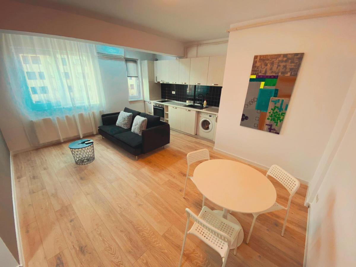 Apartment Mega Rossa