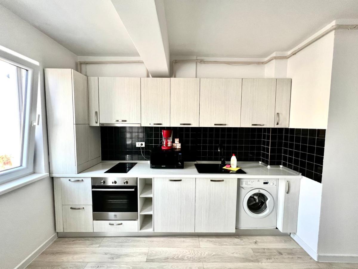 Apartment Mega Rossa Bukarest